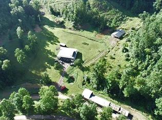 169 White Hollow Rd, Hurricane, WV 25526