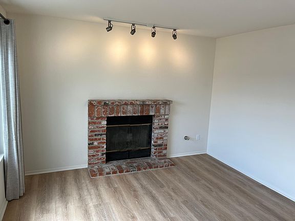 2nd image of 10154 Tilton St