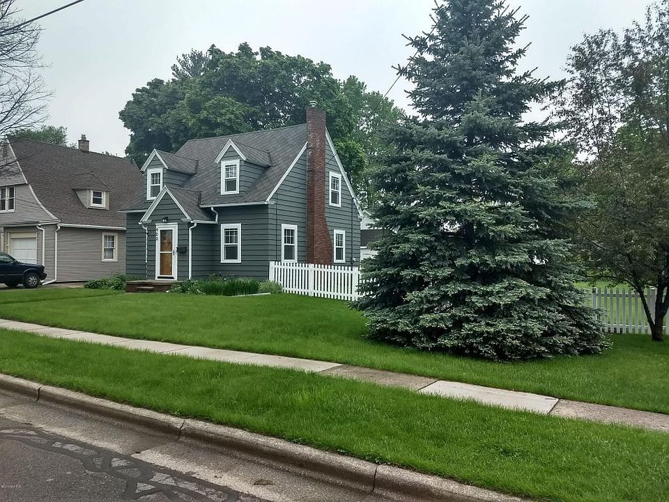 1st image of 422 Wentworth Ave
