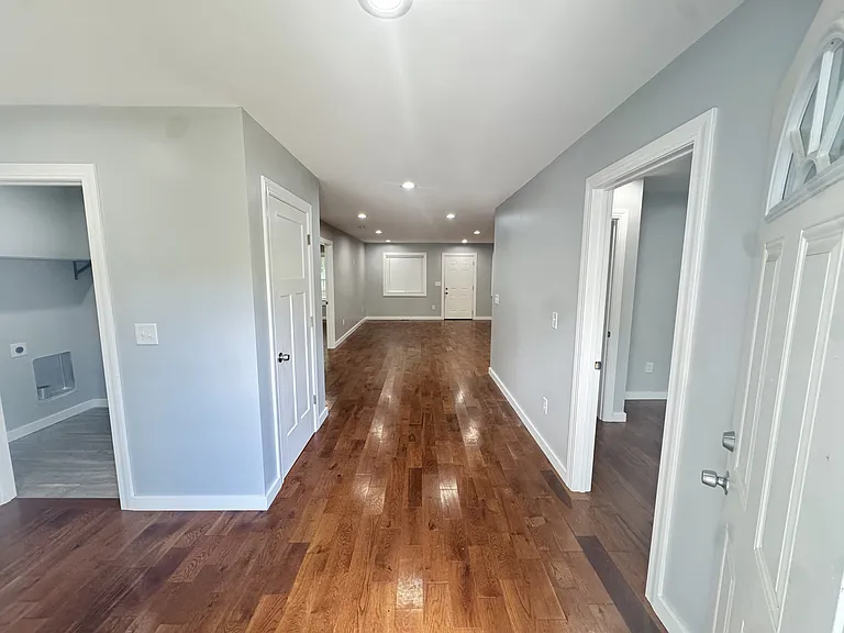 48 Charterhouse Ave — Photo 3