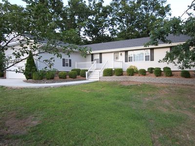 1745 Warren Dr, Neosho, MO, 64850