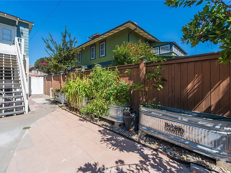 1123 French St — Photo 27
