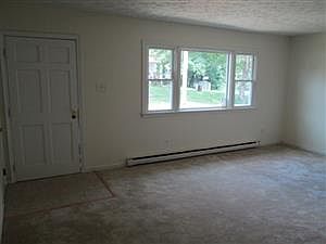 3rd image of 5 N Kalmia Ave