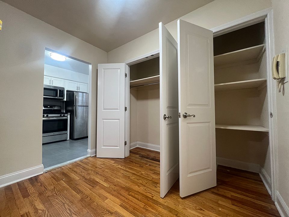 1st image of 14319 41st Ave #3L