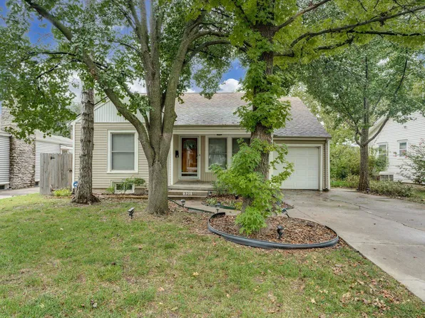 331 N Coronado Pl, Wichita, KS 67208