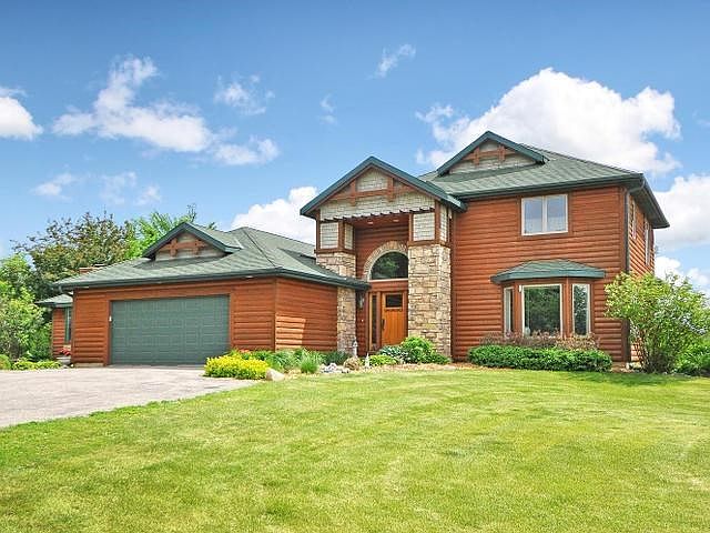 Beautiful home on 3 acres