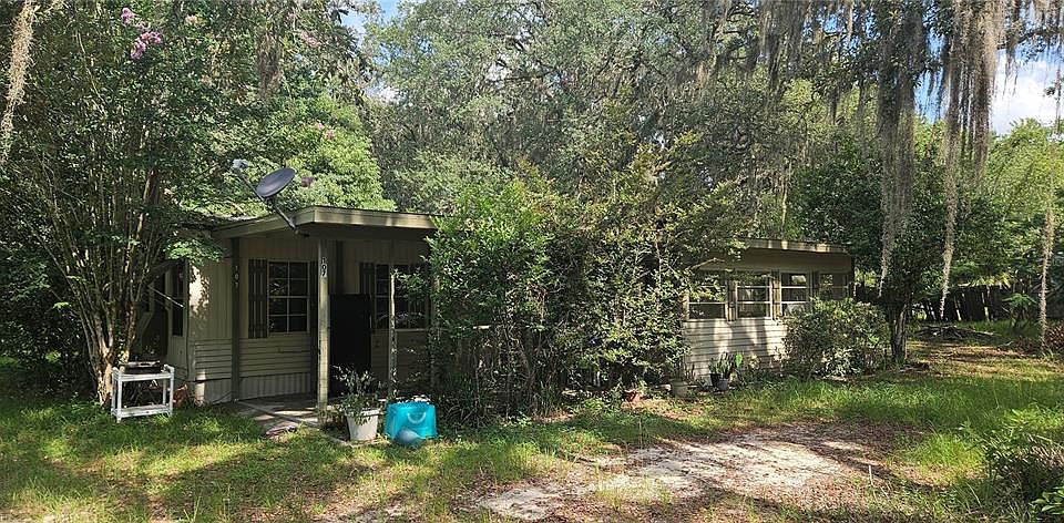 1st image of 107 APACHE AVENUE