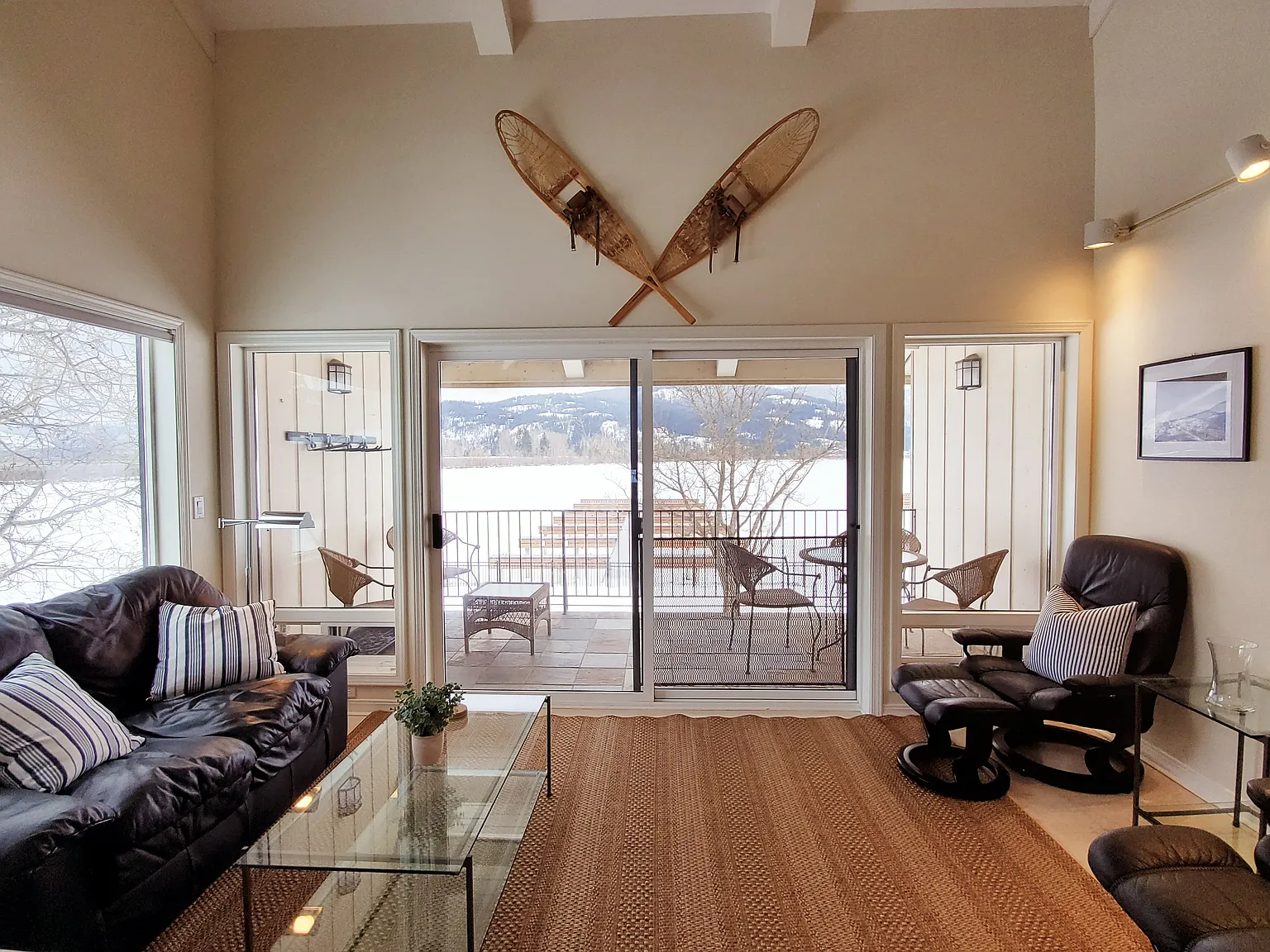 2 bed, 1400 sqft, $2,300 — Photo 1
