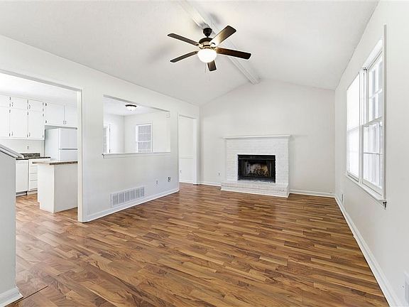 4th image of 1496 Cherry Hill Rd SW