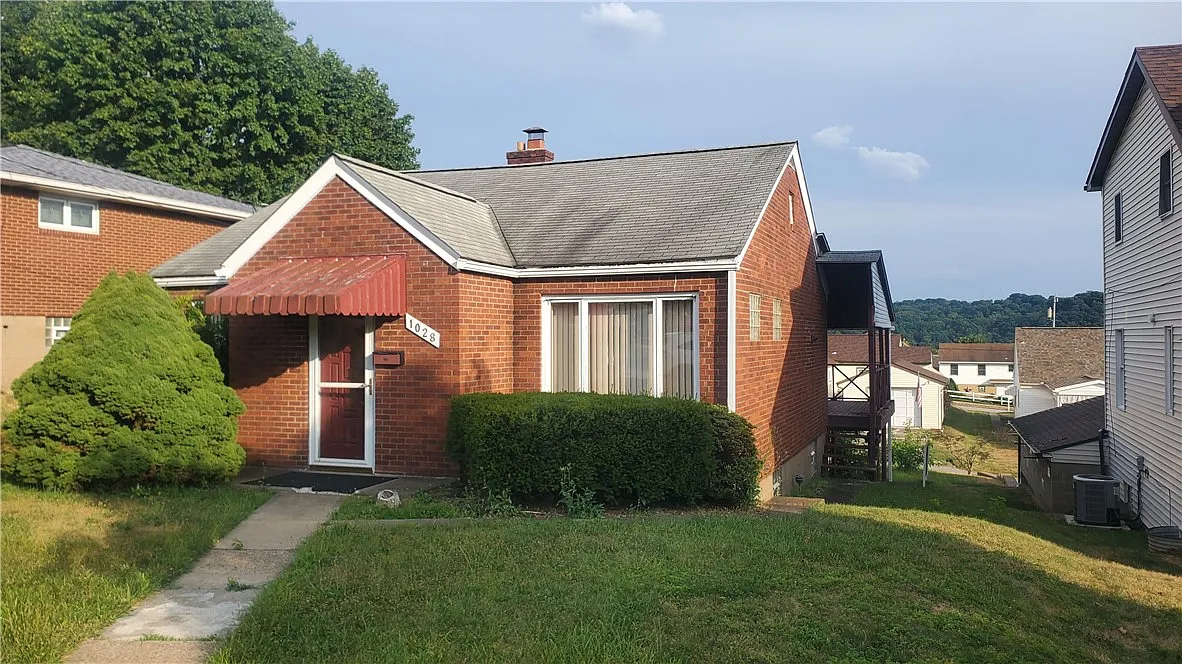 1028 Atlantic Ave photo 1