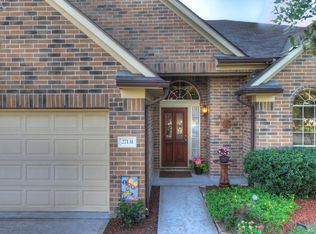 27131 Sunset Pines Dr, Spring, TX 77373