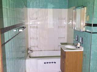 218 3rd St, Monessen, PA 15062