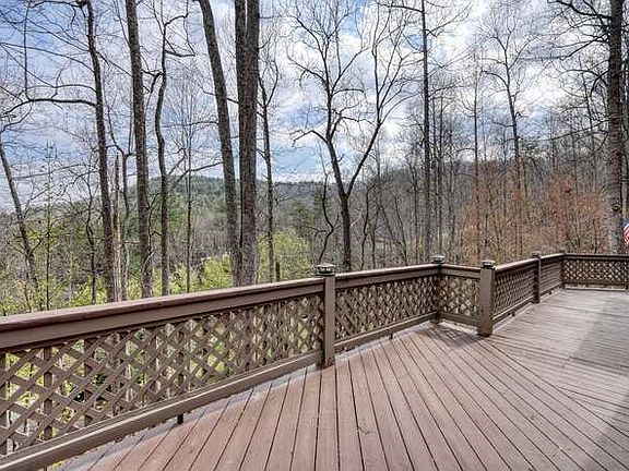 2nd image of 77 Bryant Cove Rd