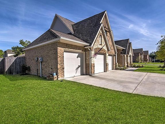 2nd image of 2060 Brookmont Dr
