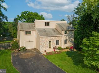 44 Gallant Fox Dr, Media, PA