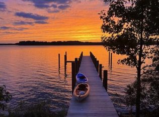 17911 Rosecroft Rd, Lexington Park, MD 20653