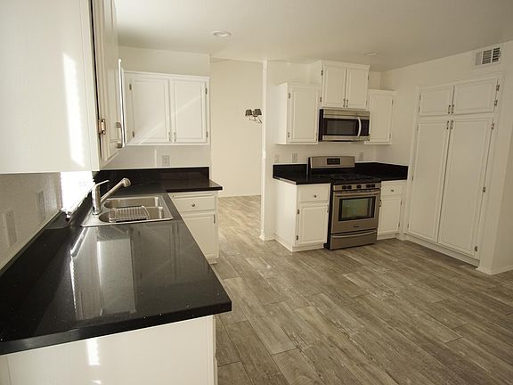 4th image of 8064 Lemmevich Ct