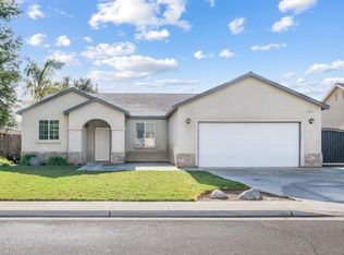 646 W Lindquist St, Kingsburg, CA