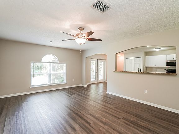 4th image of 30614 Birdhouse Dr