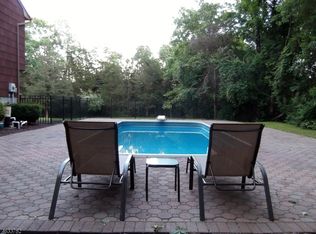 4 Goodale Rd, Newton, NJ 07860