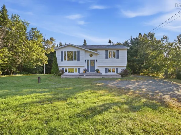 5 Osprey Way, Lawrencetown, NS B2Z 1L9