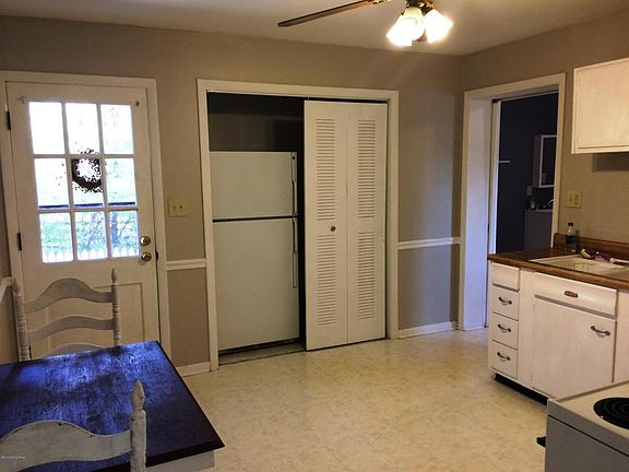 4th image of 12020 Brinley Ave