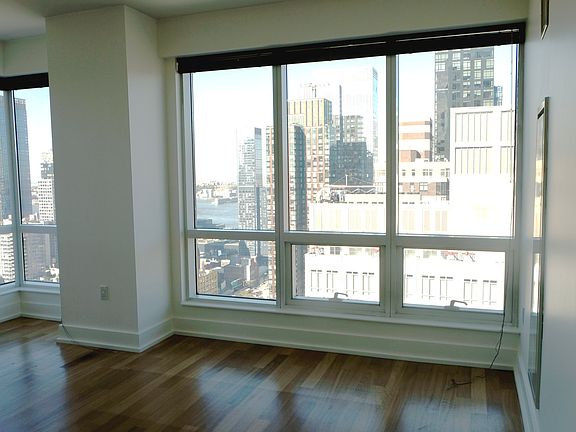 5th image of 350 W 42nd St APT 37A