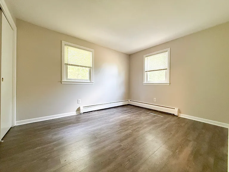 7 Meisner Cir #42 — Photo 8