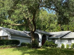 2432 W Green Ct, Citrus Springs, FL 34434