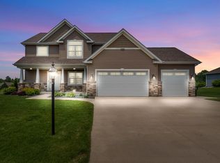 6028 Star Grass Ln, Racine, WI 53406