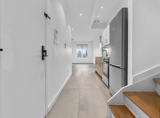 476 Maple St #PENTHOUSE C, Brooklyn, NY 11225