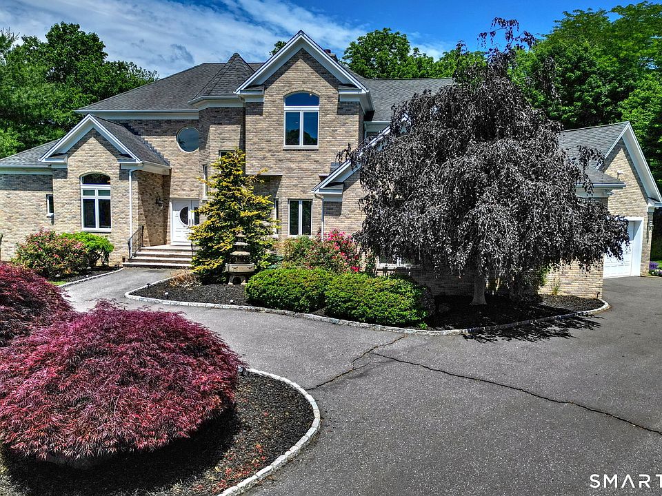 1st image of 80 Platt Lane