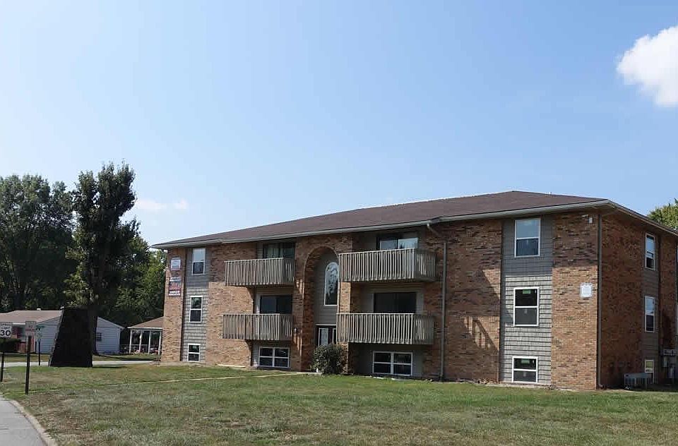 Bouse Apartment homes