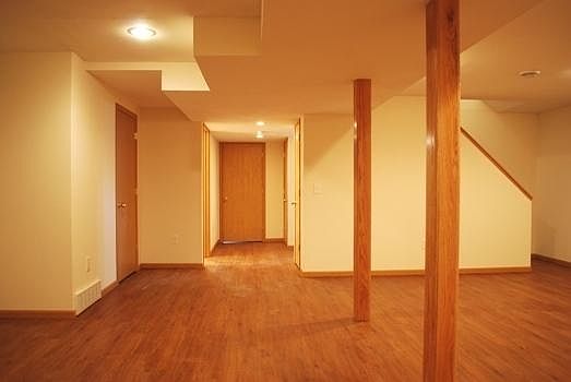 4th image of 207 W Lafollette St