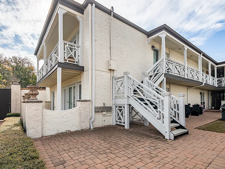5907 E University Blvd #101 — Photo 6