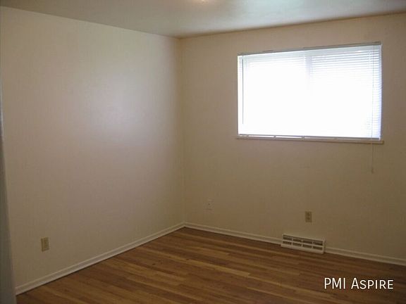 5th image of 535 Martin St Unit 2
