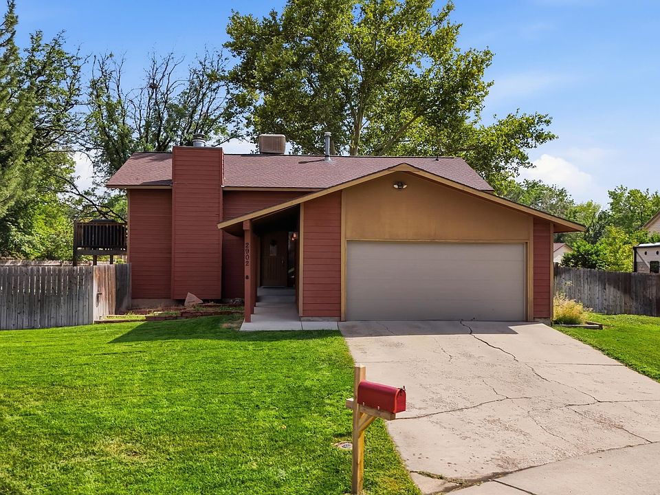 1st image of 2902 Violet Pl