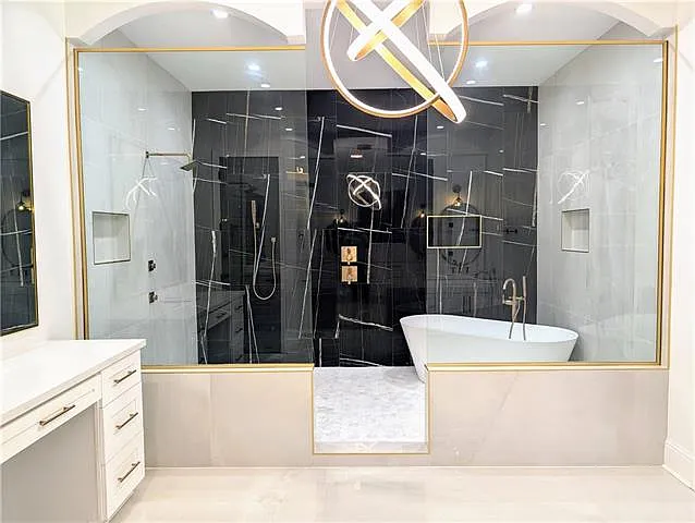11 Cocos St — Photo 9