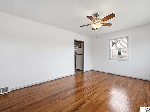 4th image of 6325 Ruggles St