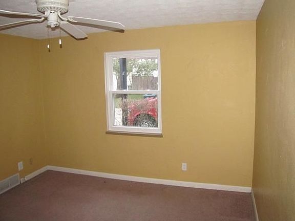 4th image of 5115 Lauderdale Dr