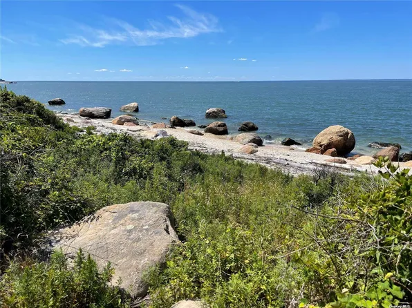 (undisclosed Address), Orient, NY 11957