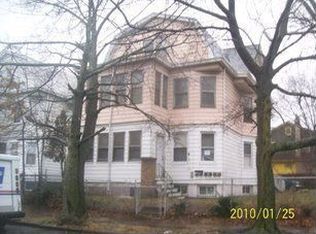 164 N 9th St, Paterson, NJ 07522