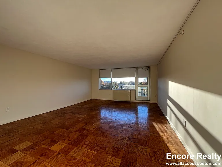 17 Monmouth Ct #M — Photo 17