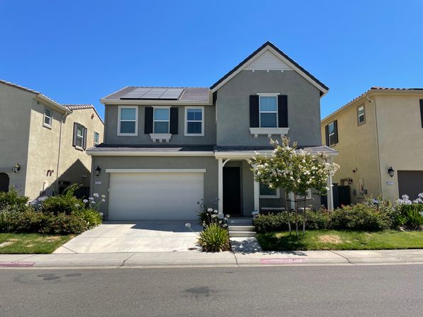 8665 Mahonia Dr