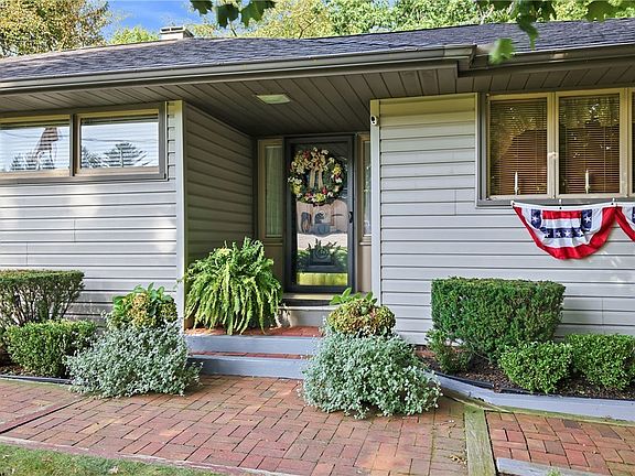4th image of 1850 Price Rd