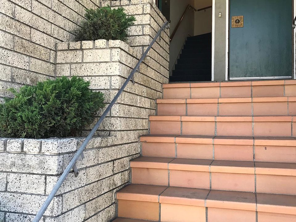 1st image of 2349A 19th Ave