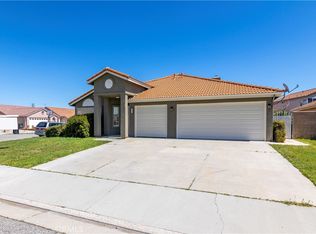 826 Harrow St, Hemet, CA 92545