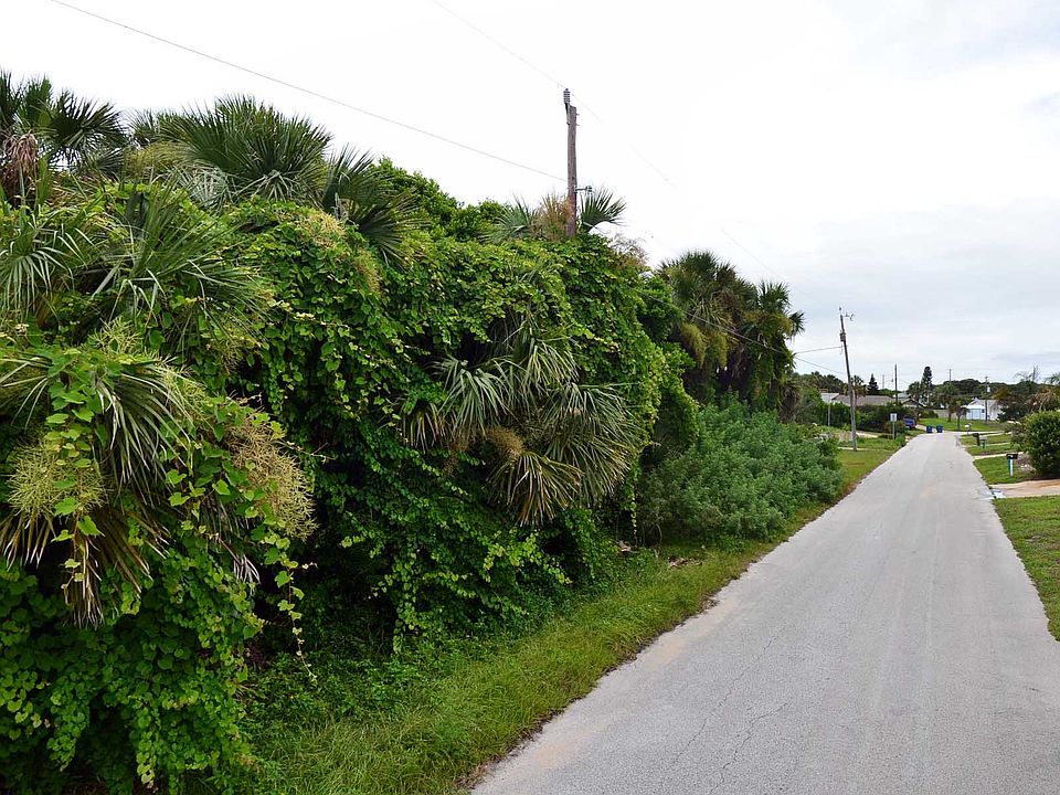 1st image of 14 Sand Dune Dr
