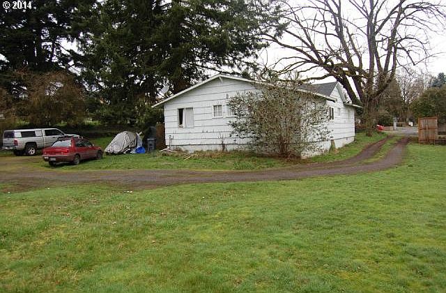 2nd image of 1800 1st St