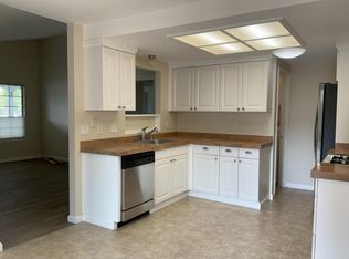 1 Pelican Ct, Petaluma, CA